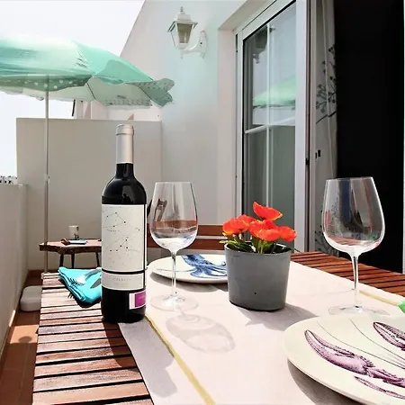 Marisco, Céntrico Con Terraza Apartamento *